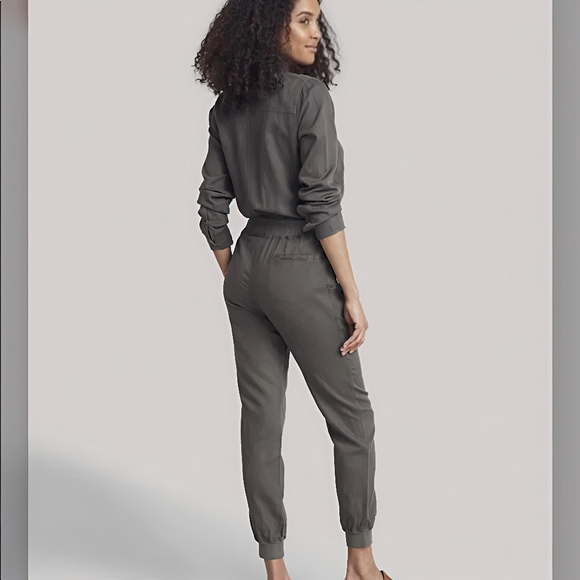 FAHERTY Arlie Day Button Up Linen Blend Jumpsuit In Surplus Green Size M - Picture 2 of 15